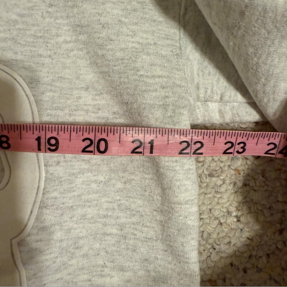 The Bar TAYLOR Varsity Crew Sweatshirt - Picture 5 of 6